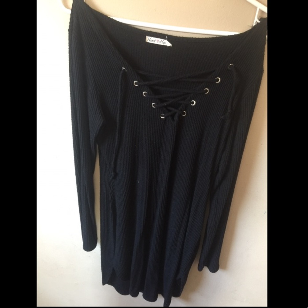 Long sleeve black lace up dress